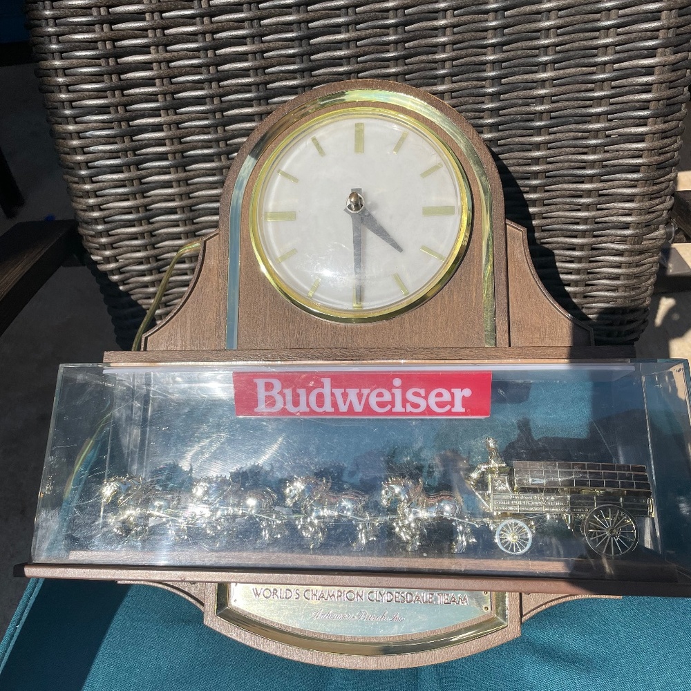 Budweiser Clydesdale Clock circa 1985